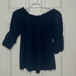 Small Wrangler Retro off the shoulder dress shirt.